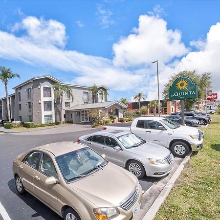 La Quinta Inn By Wyndham Miami Airport North Miami Springs Bagian luar foto