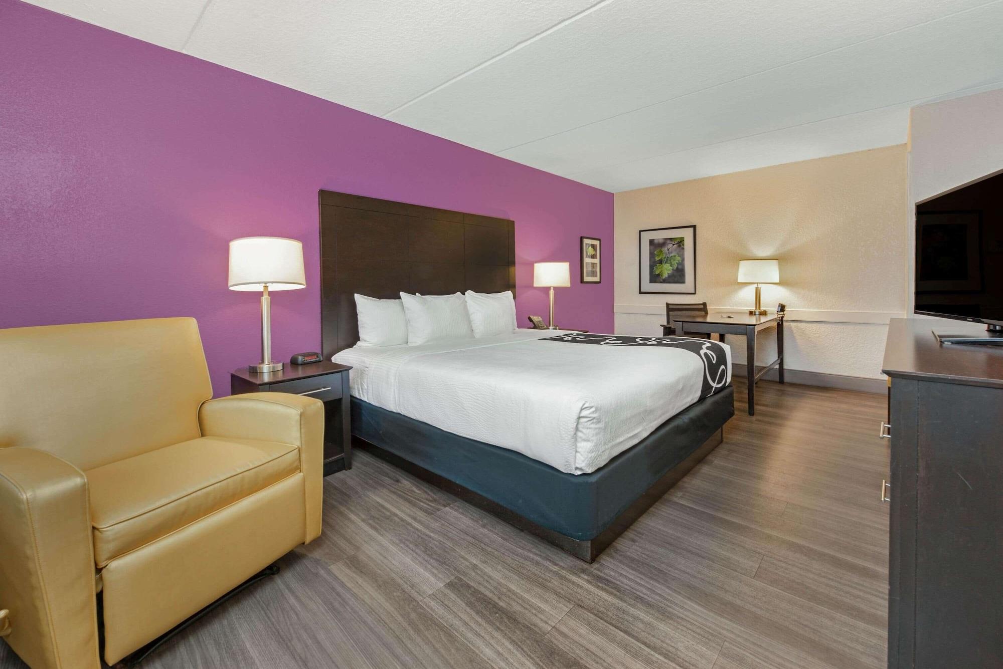 La Quinta Inn By Wyndham Miami Airport North Miami Springs Bagian luar foto