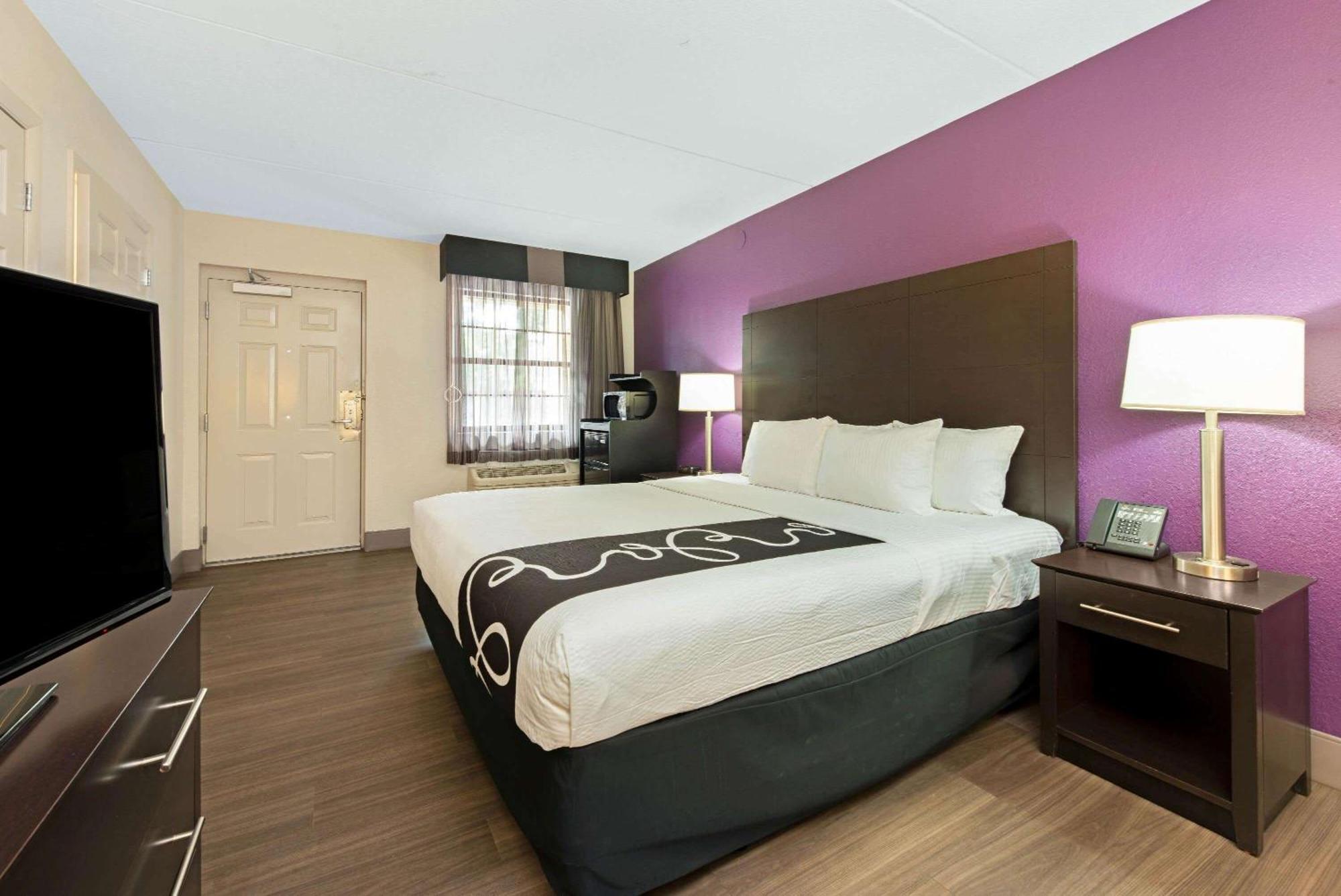 La Quinta Inn By Wyndham Miami Airport North Miami Springs Bagian luar foto